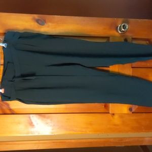 RW & Co* paper bag waist dress pants size 12 green color. 2 side pockets 2 pock